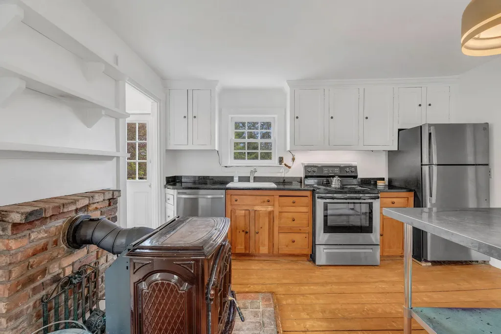 33 Fields Pond Road Orrington ME 04474