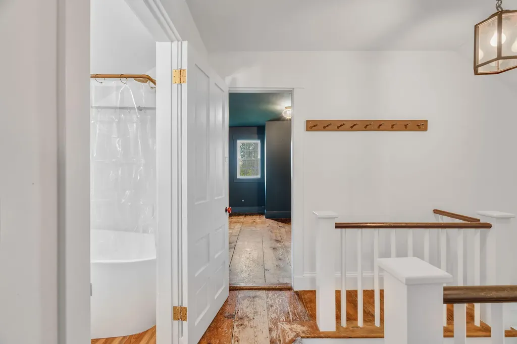 33 Fields Pond Road Orrington ME 04474