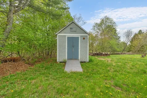 33 Fields Pond Road Orrington ME 04474
