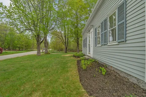 33 Fields Pond Road Orrington ME 04474