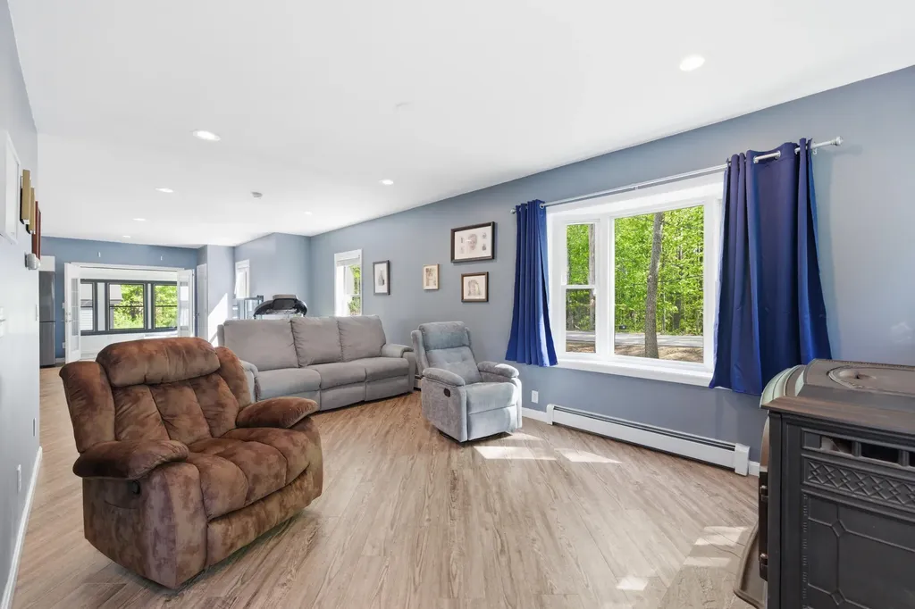 472 School Street Sanford ME 04073