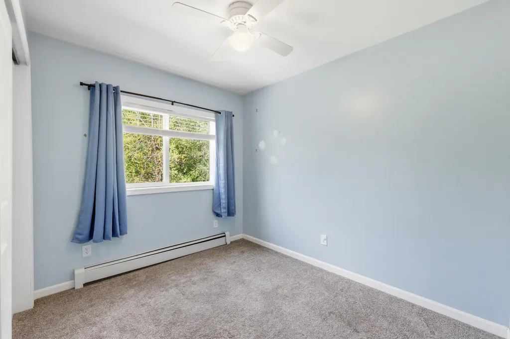 472 School Street Sanford ME 04073