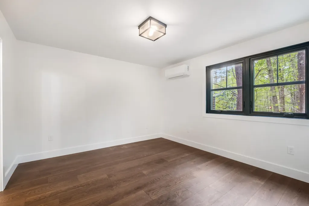 141 Logging Road York ME 03902