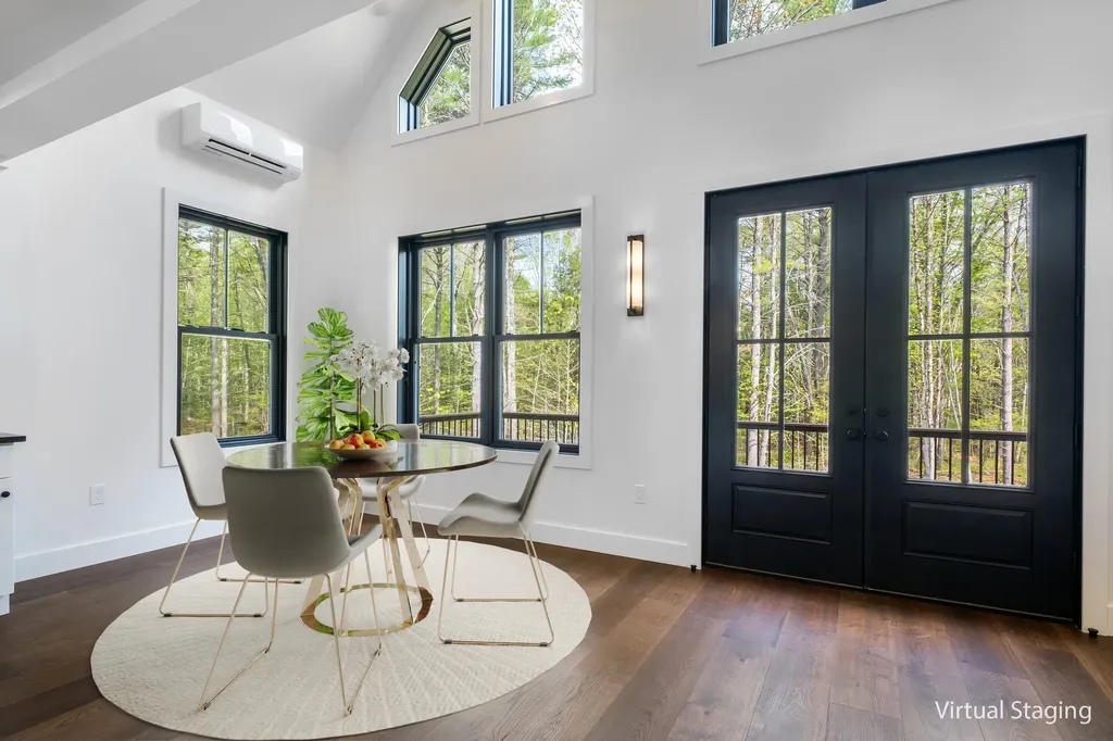 141 Logging Road York ME 03902