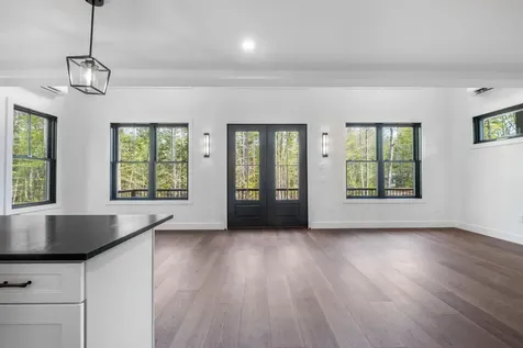 141 Logging Road York ME 03902