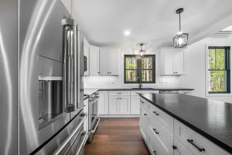 141 Logging Road York ME 03902