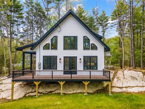 141 Logging Road York ME 03902