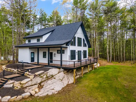 141 Logging Road York ME 03902