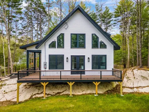 141 Logging Road York ME 03902