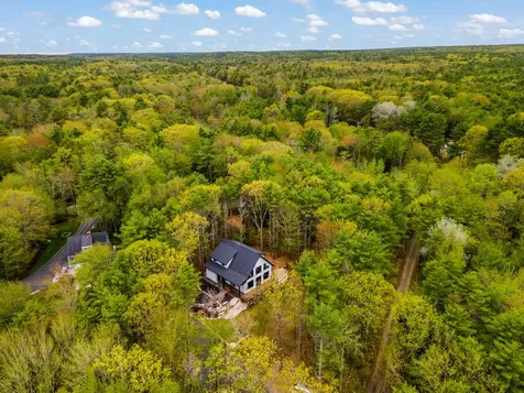 141 Logging Road York ME 03902
