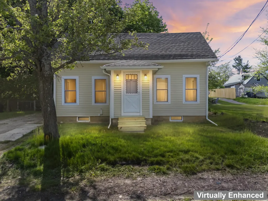 31 Brown Street Kennebunk ME 04043