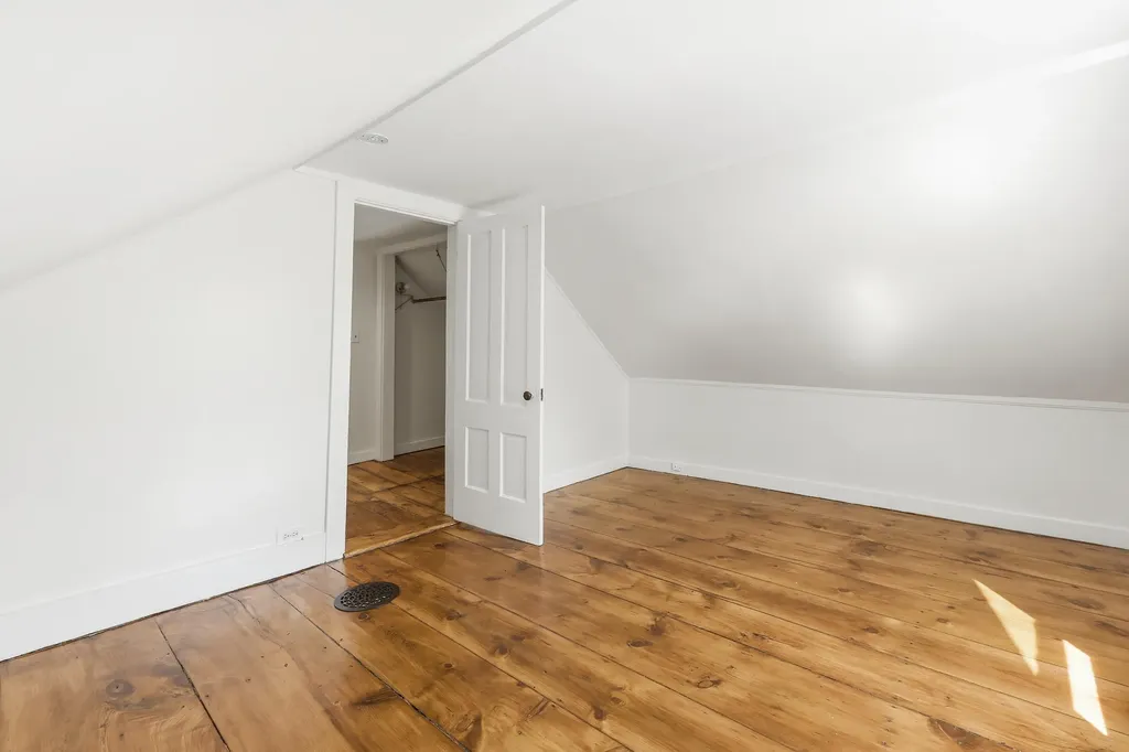 31 Brown Street Kennebunk ME 04043