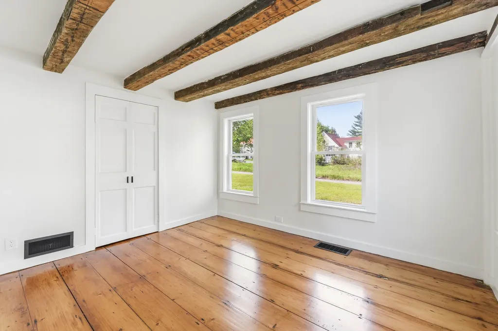 31 Brown Street Kennebunk ME 04043