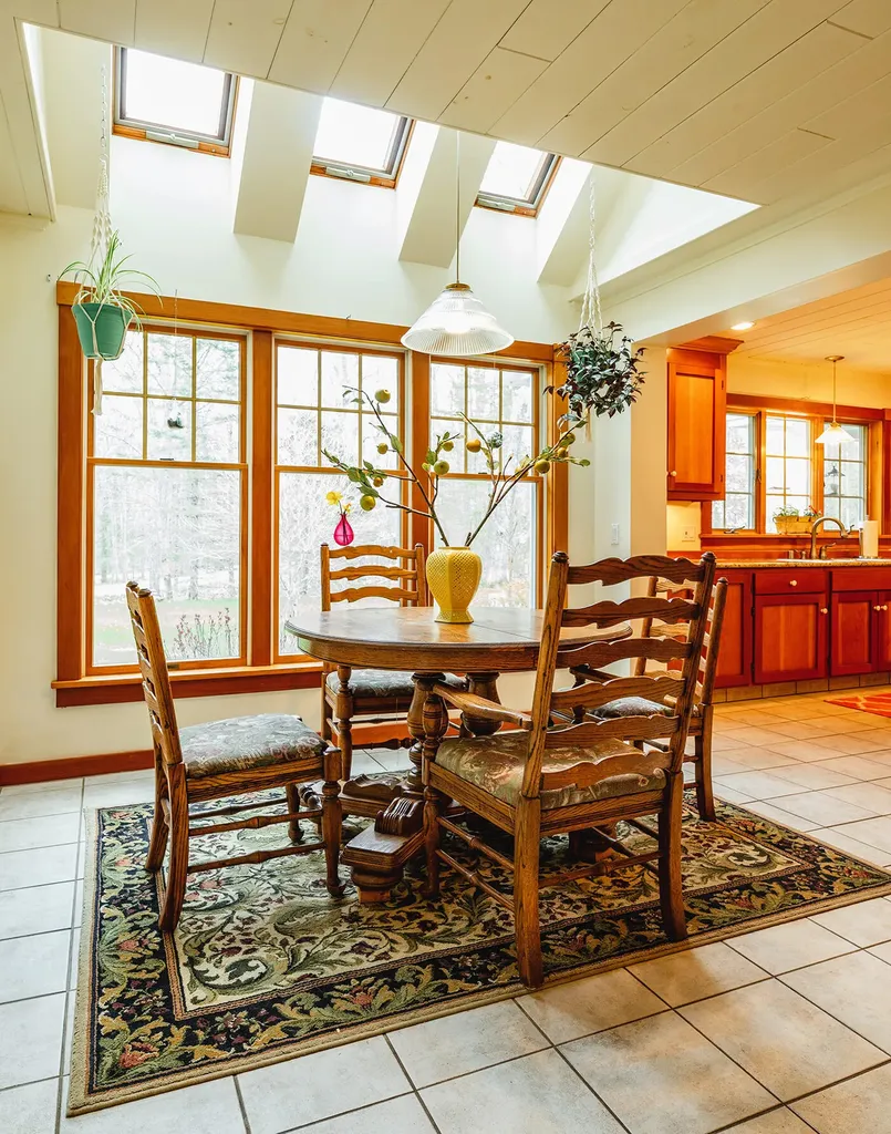 7 Ben Paul Lane Rockport ME 04856
