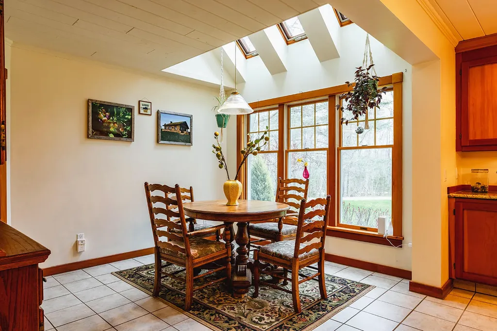 7 Ben Paul Lane Rockport ME 04856