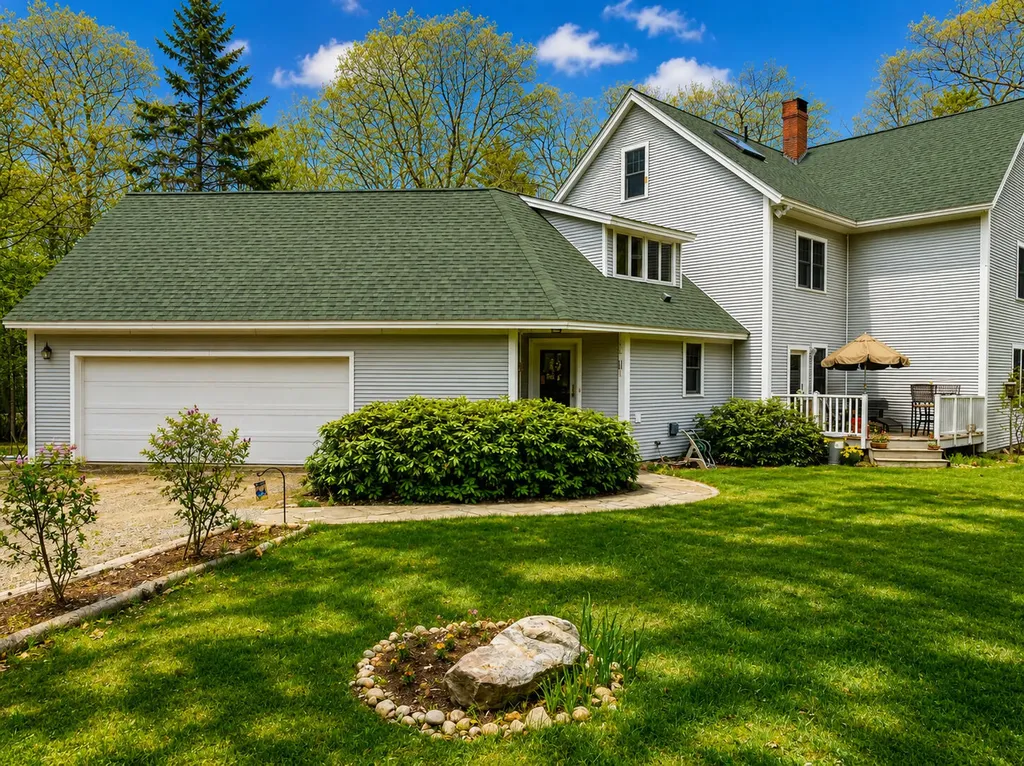 7 Ben Paul Lane Rockport ME 04856