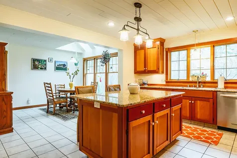 7 Ben Paul Lane Rockport ME 04856