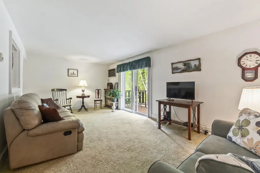 24 Parkwood Drive Augusta ME 04330