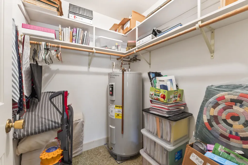 24 Parkwood Drive Augusta ME 04330