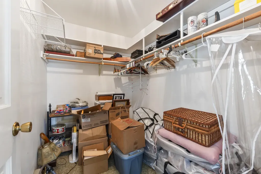 24 Parkwood Drive Augusta ME 04330