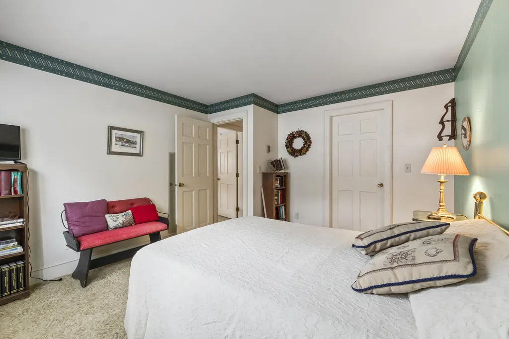 24 Parkwood Drive Augusta ME 04330