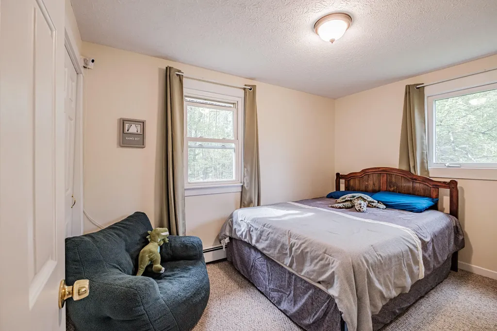 218 Middlesex Road Topsham ME 04086