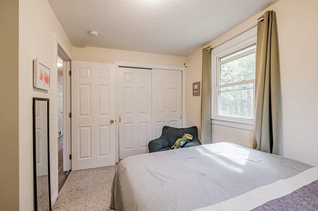218 Middlesex Road Topsham ME 04086