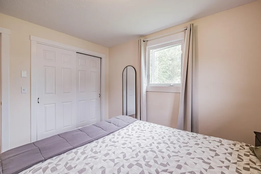 218 Middlesex Road Topsham ME 04086