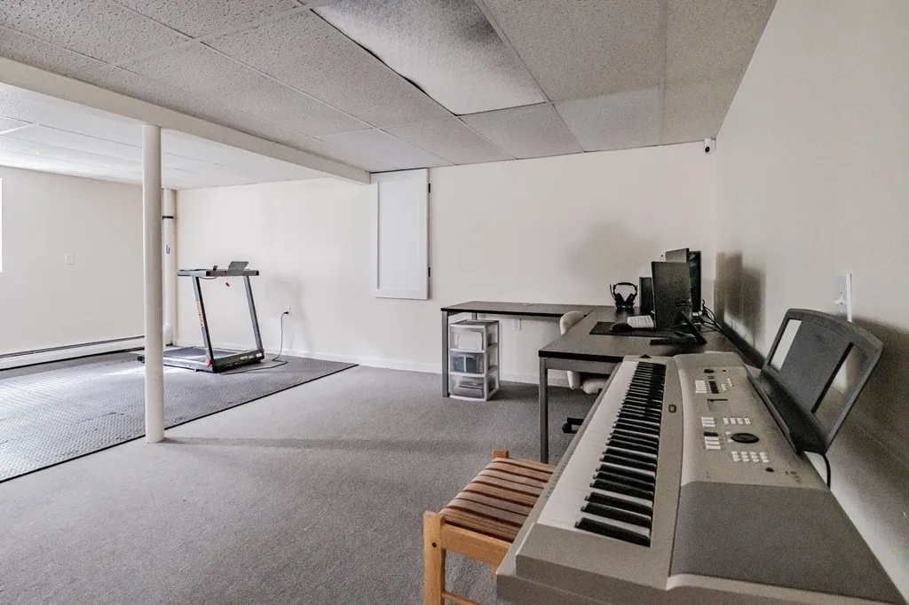 218 Middlesex Road Topsham ME 04086