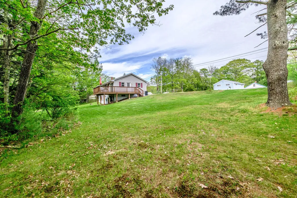 218 Middlesex Road Topsham ME 04086