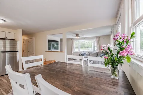 218 Middlesex Road Topsham ME 04086