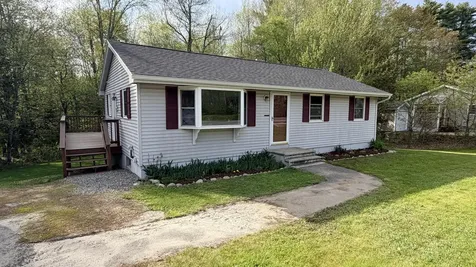 218 Middlesex Road Topsham ME 04086