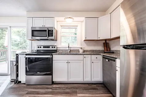 218 Middlesex Road Topsham ME 04086