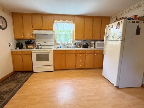 13 Hyde Road Jay ME 04239