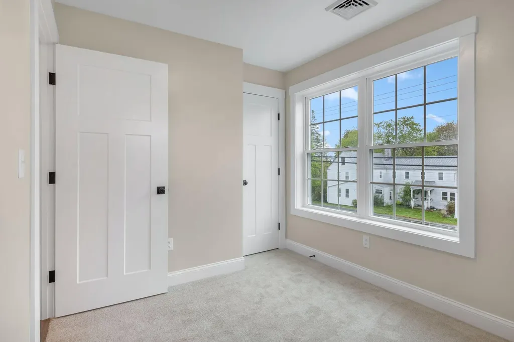 1092 State Road Eliot ME 03903