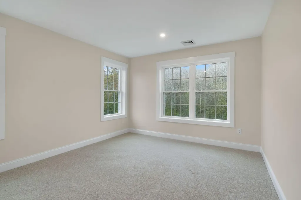 1092 State Road Eliot ME 03903