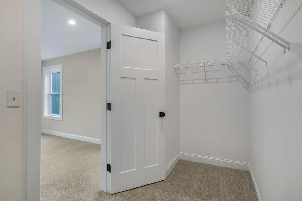 1092 State Road Eliot ME 03903