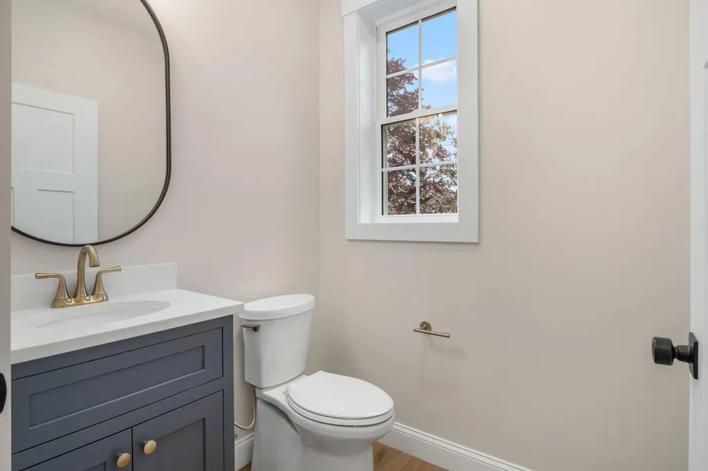 1092 State Road Eliot ME 03903