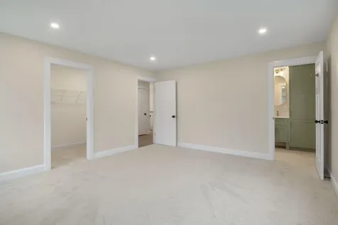 1092 State Road Eliot ME 03903