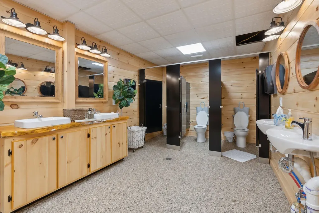 78 + 98 Hussey Hill Road Oakland ME 04963