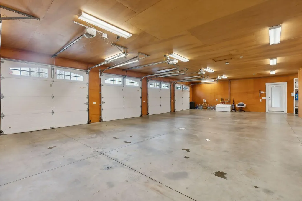 78 + 98 Hussey Hill Road Oakland ME 04963
