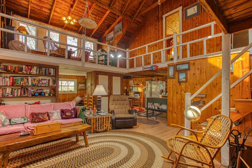 14 Summit Road Boothbay Harbor ME 04538