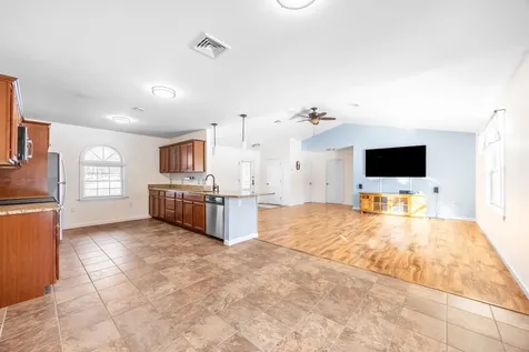 84 St Louis Avenue Hermon ME 04401