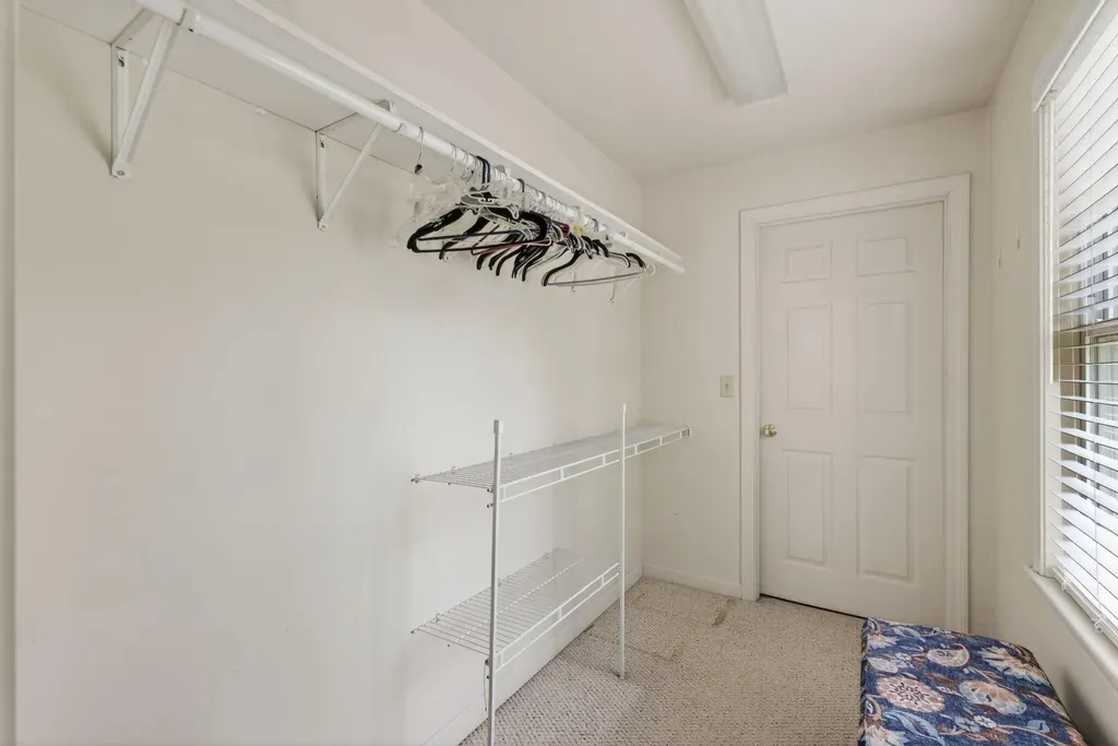 12 Monroe Drive Naples ME 04055