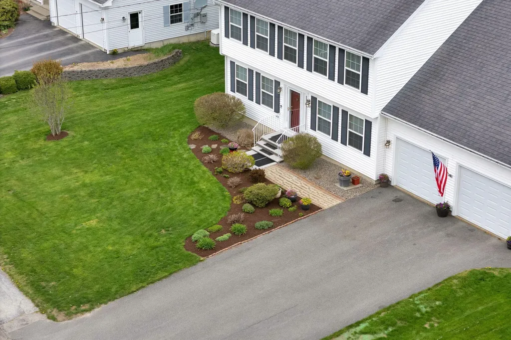 30 Bowdoin Drive Brewer ME 04412