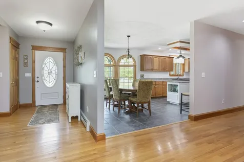 4 Rays Circle Scarborough ME 04074
