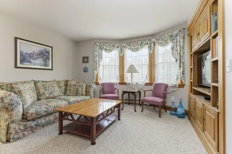 4 Rays Circle Scarborough ME 04074