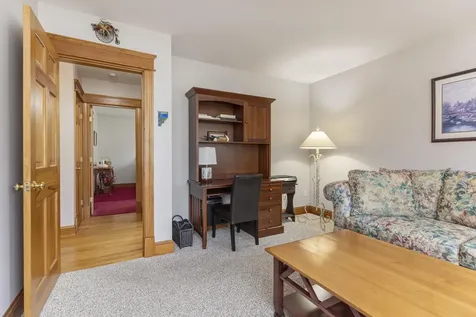 4 Rays Circle Scarborough ME 04074