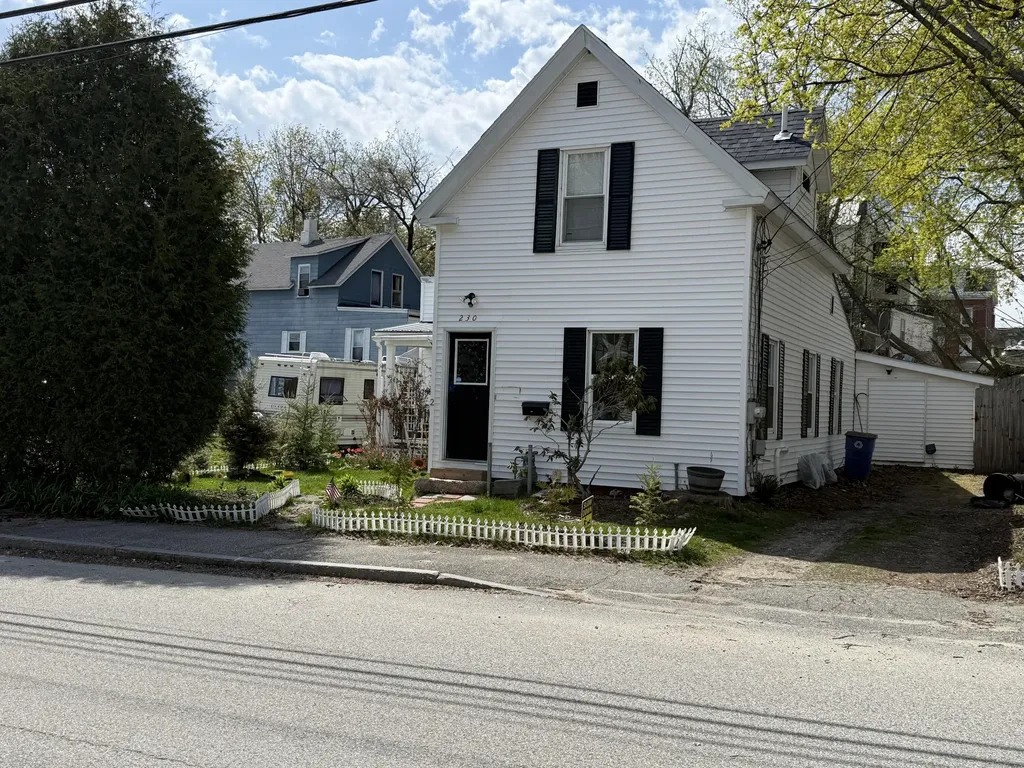 230 Oak Street Lewiston ME 04240