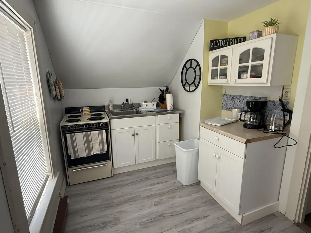230 Oak Street Lewiston ME 04240